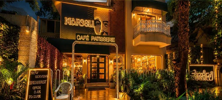 Marseli Cafe Night
